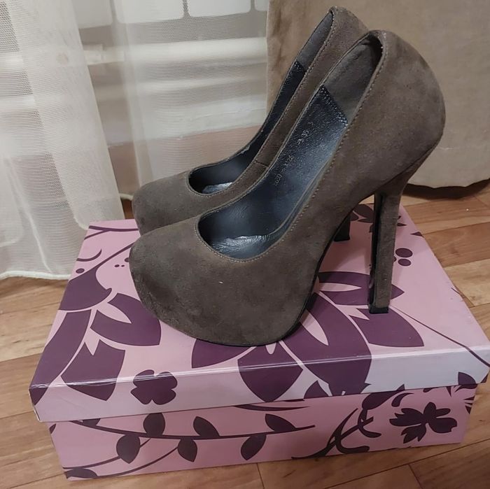 Туфли женские новые