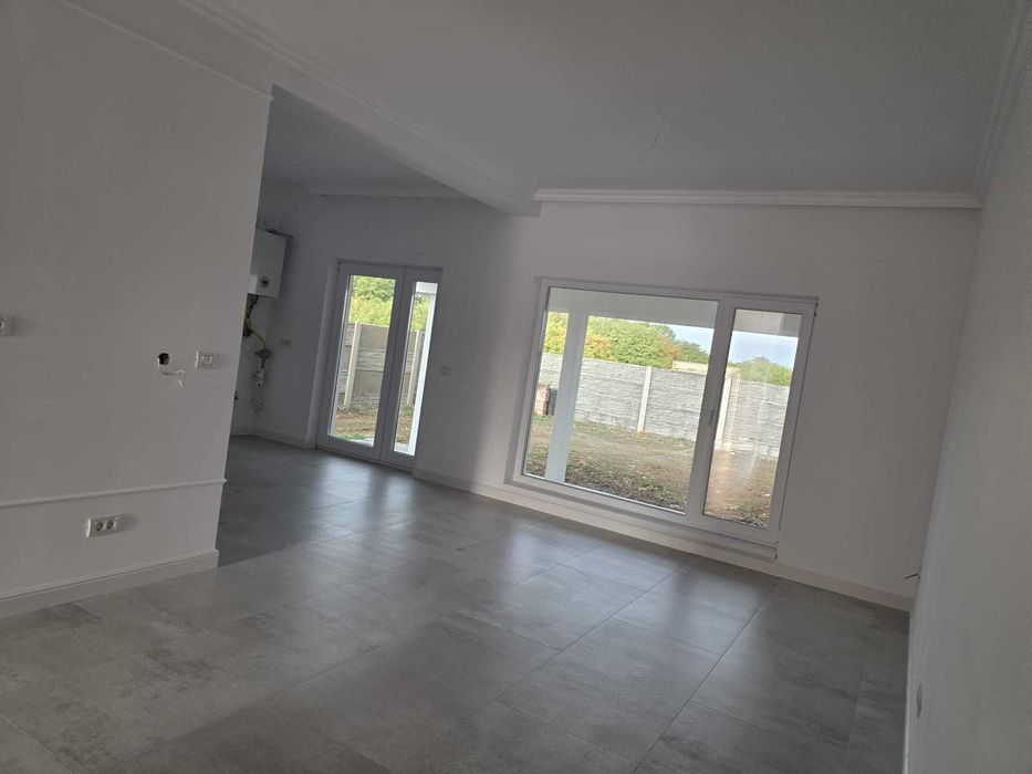 Duplex de vanzare - Mosnita Noua