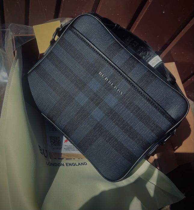 Сумка в стиле Burberry
