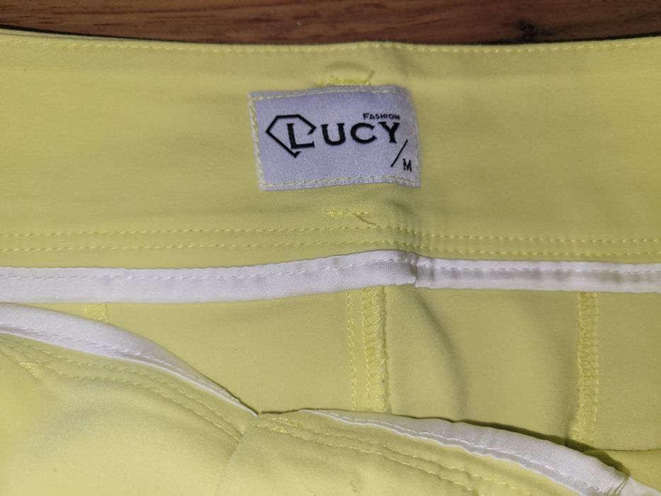 Панталони Lucy, S и М размер