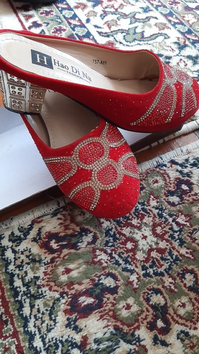 Kelinlar uchun pantaletka sotiladi