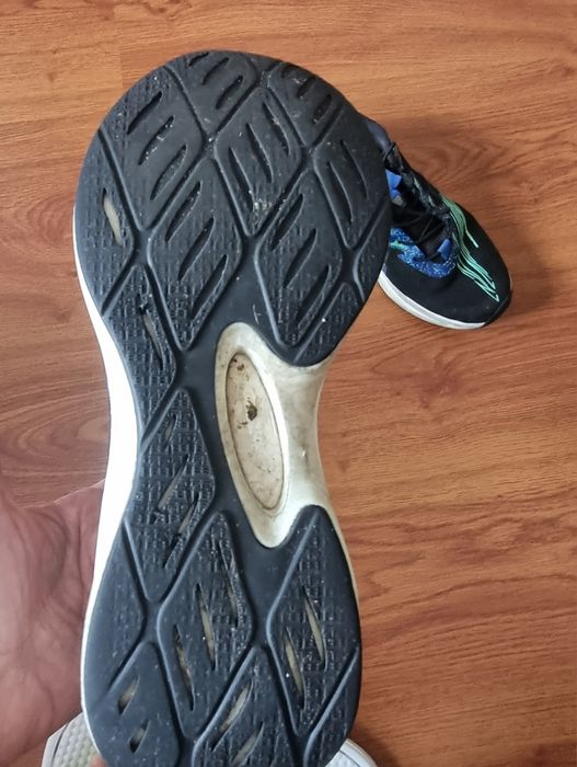 кроссовки лининг