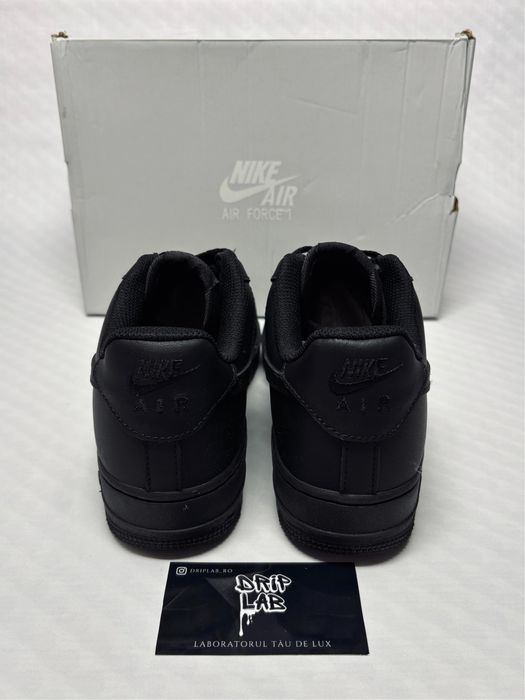 Nike air force one supreme alb si negru