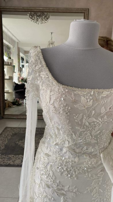Vând rochie de mireasă Villano 2 în 1