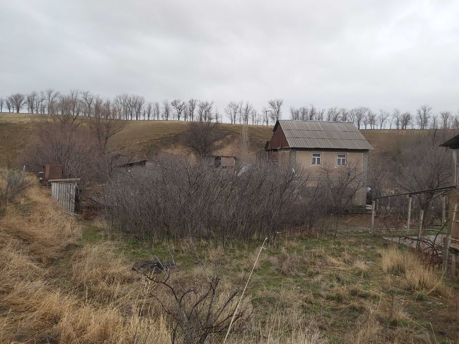 Продается дом-дача с хоз.постройками рядом речка