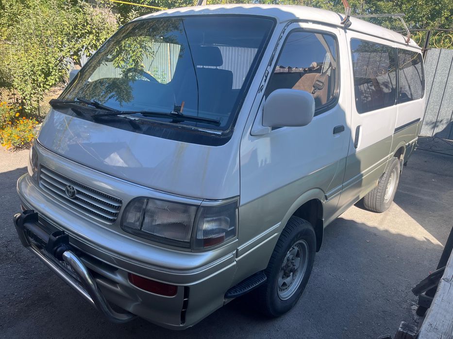 Toyota Hiace в продаже