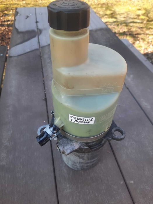 Pompa servodirectie Volvo V50,S40 (2005-2012),C30 (2007-2012)