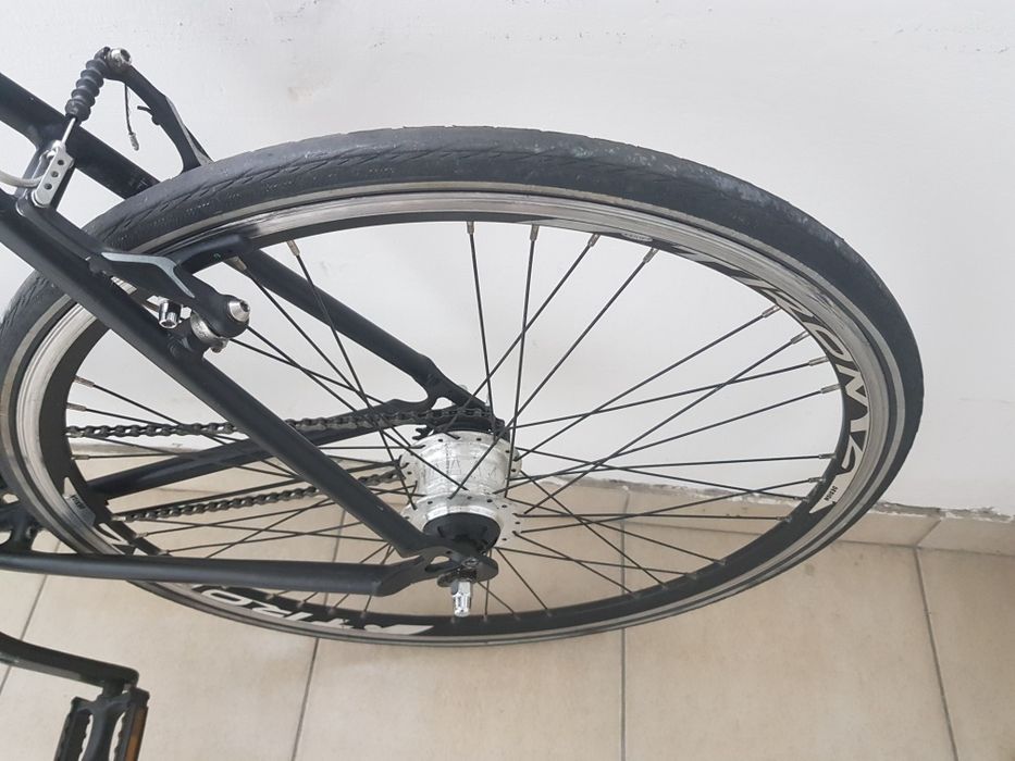 Bicicleta ușoară de oraș