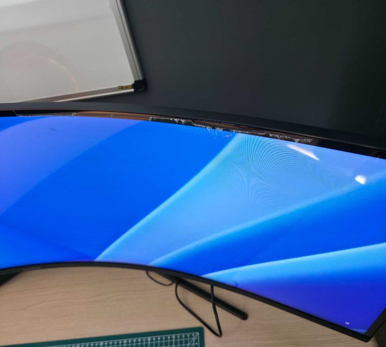 samsung odyssey g9 second hand si noi de vanzare • Anunturi • OLX.ro