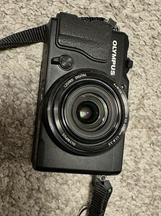 Olympus Stylus XZ-2