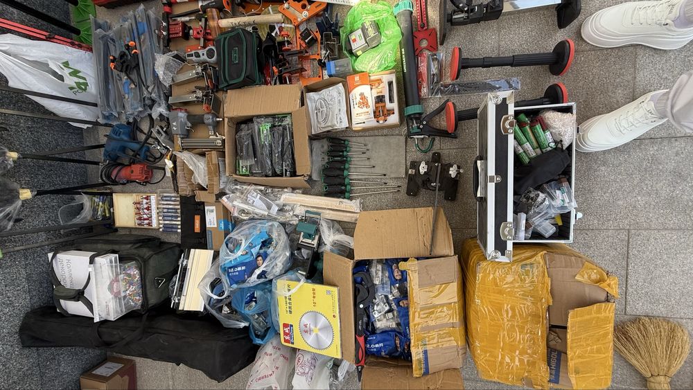 Шурповерт, дрель, лазерь, линейка