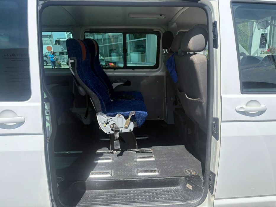 Volkswagen Caravelle - Фолксваген Каравел