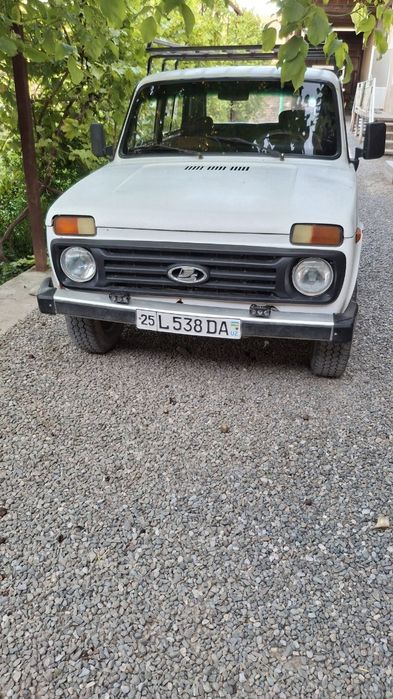 Niva 4×4  (Vaz 2121) narxini kelishamiz