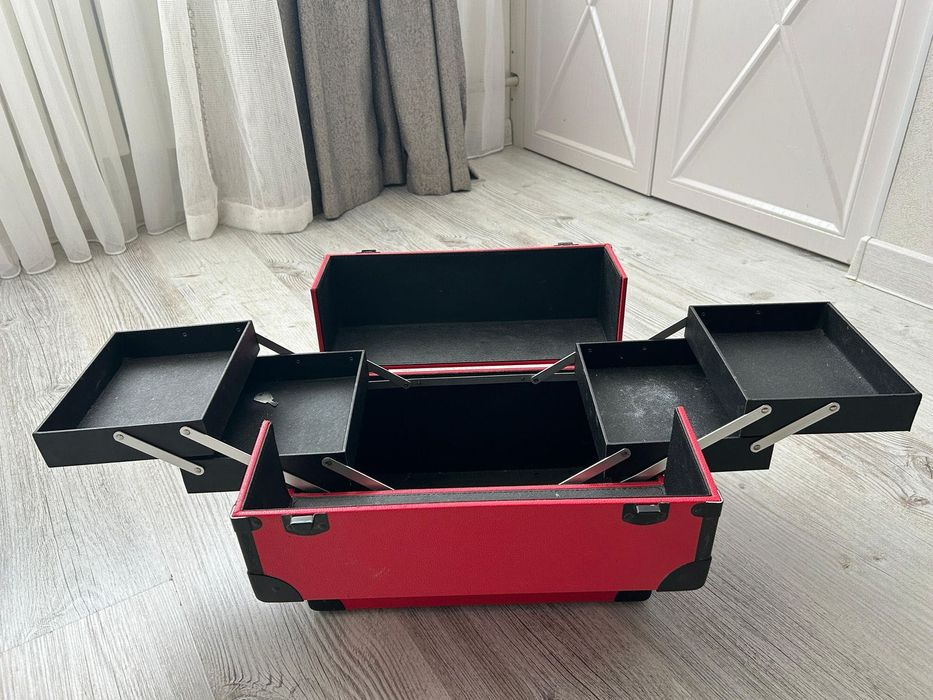 Маникюр набор,аппарат оригинал!срочно