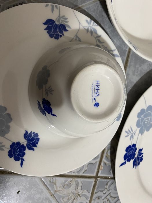 Продам сервиз 50 предметов