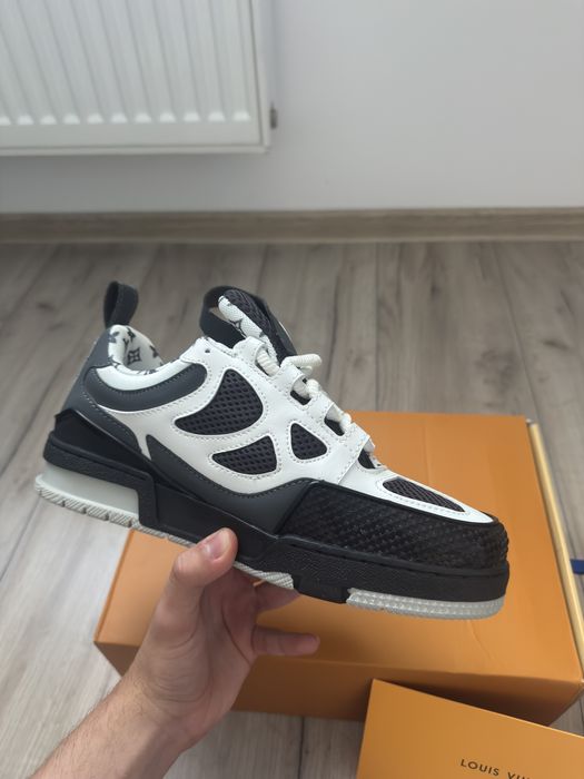 Adidasi Lv skate noi marimea 41