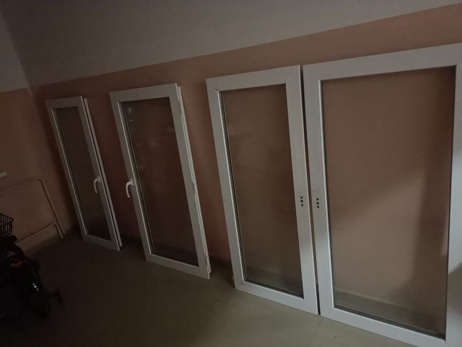 Продам без рамы окна