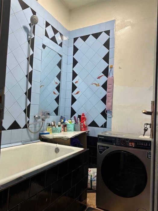 Продаются 3х комнатная квартира Чиланзар 14 квартал