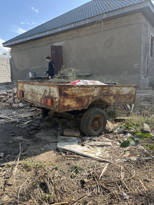 Прицеп 1,5 на 1,5 в среднем состоянии