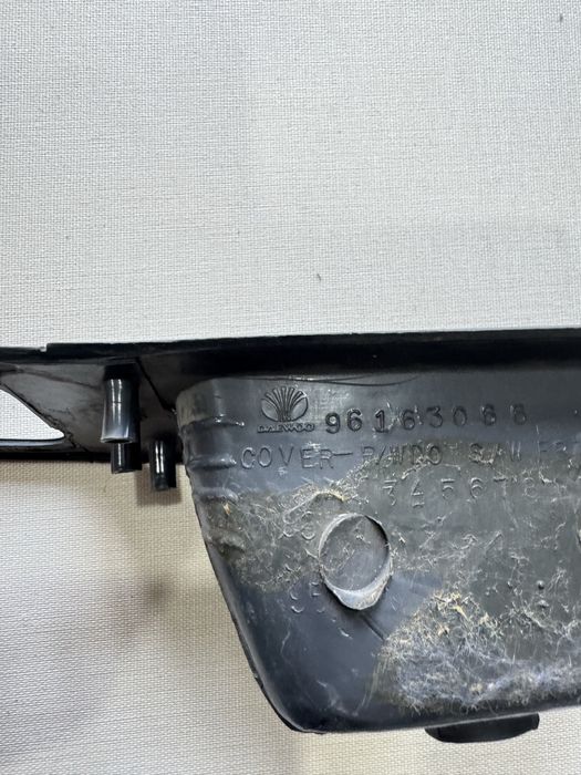 Nexia 1 oldi eshik plastmas