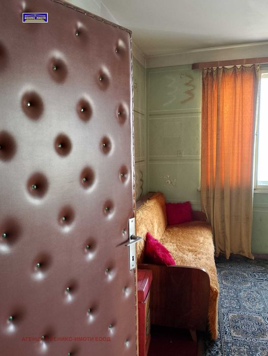 Продава се Къща в Кюстендил, Промишлена зона - Север - 180 кв.м за 595 €/кв.м - Снимка #4