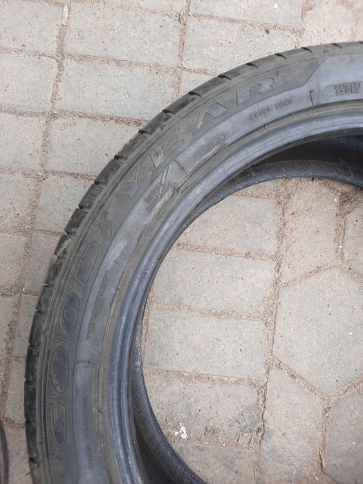 Продам покрышки 235 55 r20