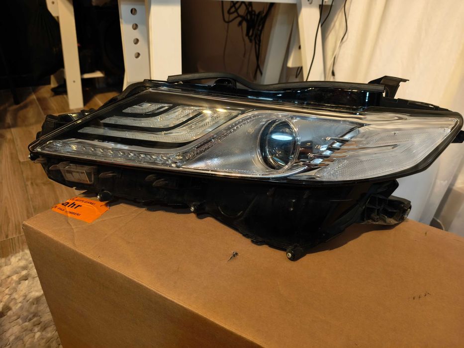Far stanga Toyota Camry Full Led 2019 2020 2021 2022 2023