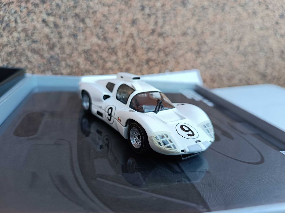 Minichamps 1:43 Chaparral 2D 24h Le Mans 1966 Phil Hill Joakim Bonnier