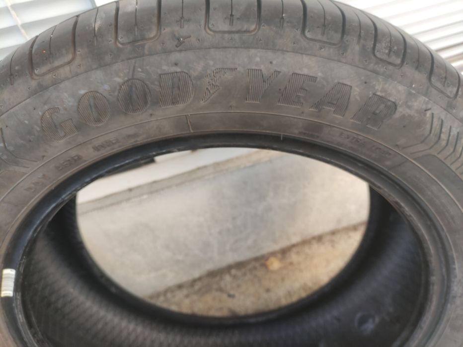 215/55/17 GOODYEAR