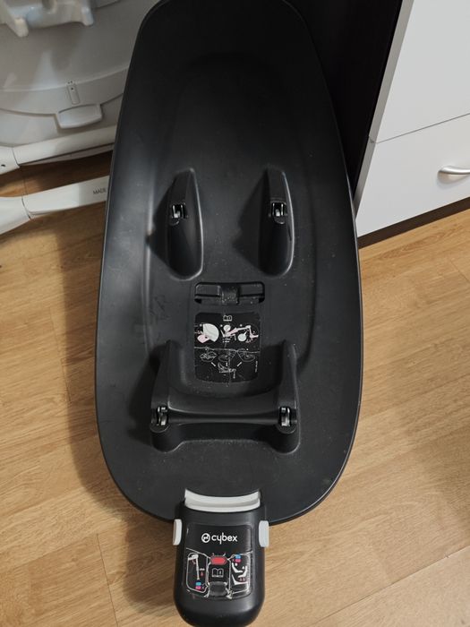 Scoica auto Cybex Aton M + Isofix