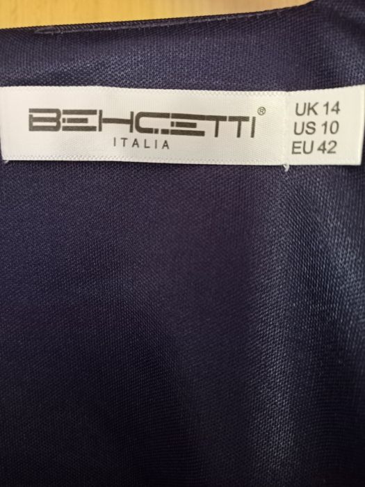 Женские платья на выход