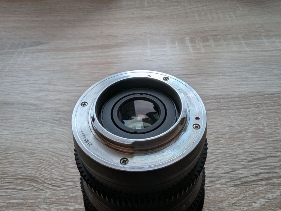 Meike 12mm MFT T2.2