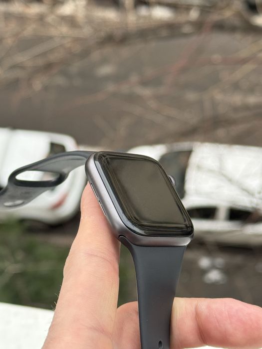 Apple Watch 5 • 44mm • GSM • Full Box