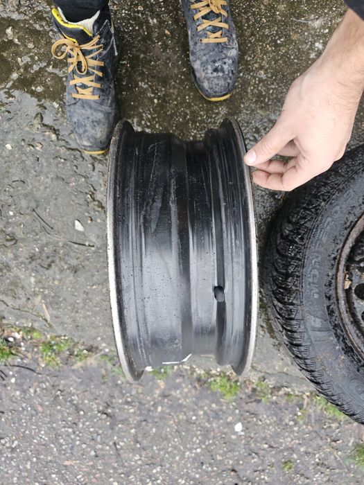 Джанти 16 цола от VW caddy със резервна гума 15 "