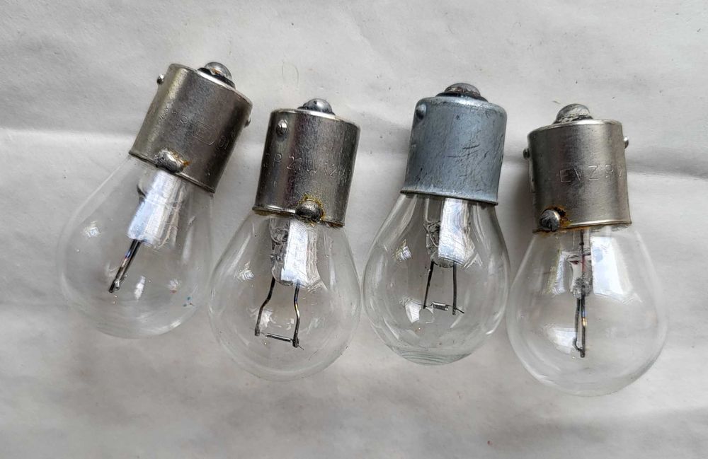 Немски ремък BOSH  авариен триъгълник алармa крушки