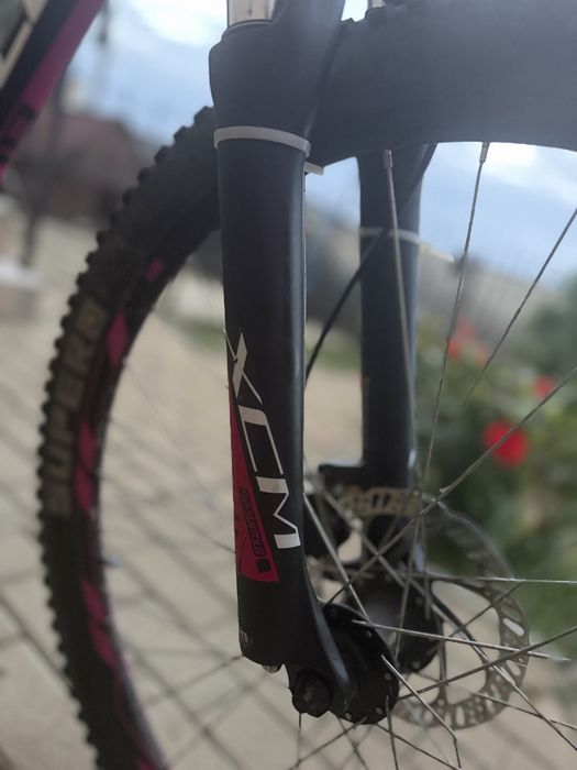 Bicicleta Bulls Zarena 2 pret mic si usor negociabil!