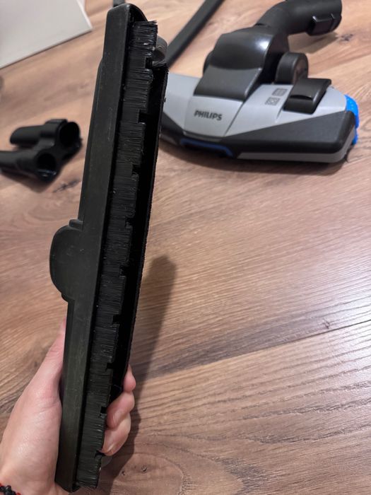 Aspirator cu sac Philips