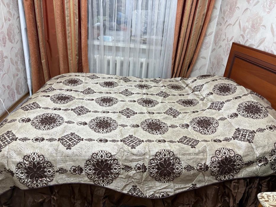 Продам кровать , покрывало , шторы