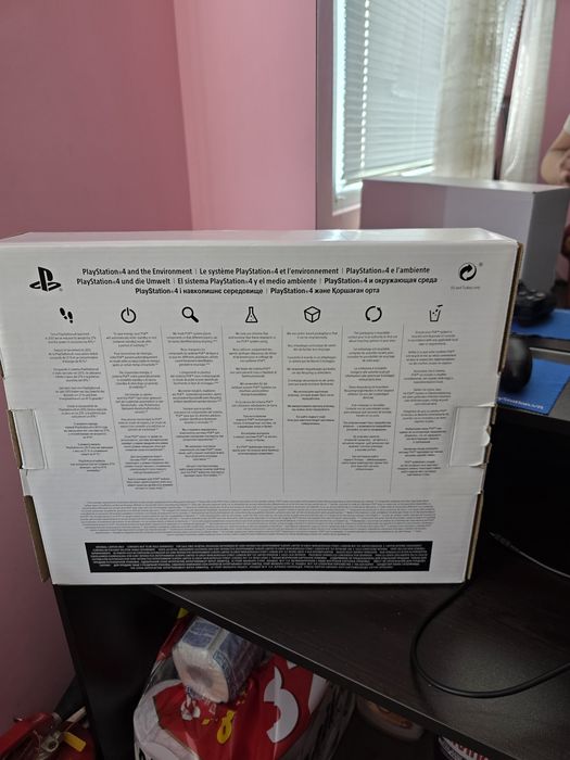 Playstation 4 Конзола Перфекна