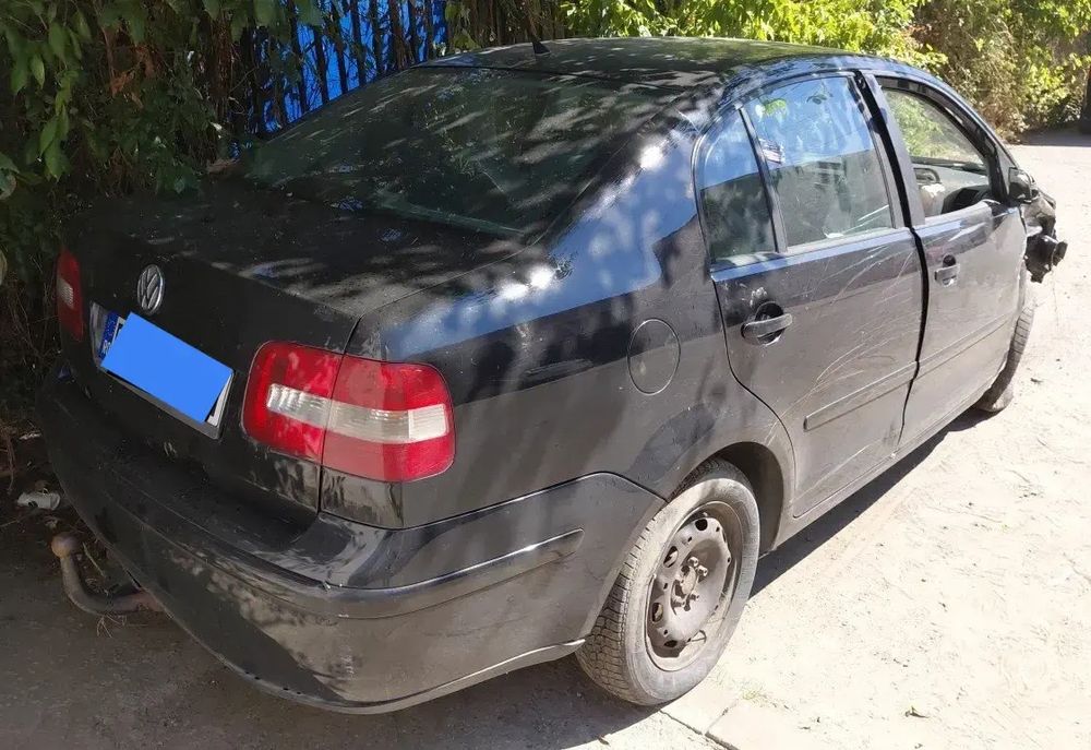 Dezmembrez Volkswagen Polo 9N_ 2004 1.4 16V Bby 55Kw|75Hp