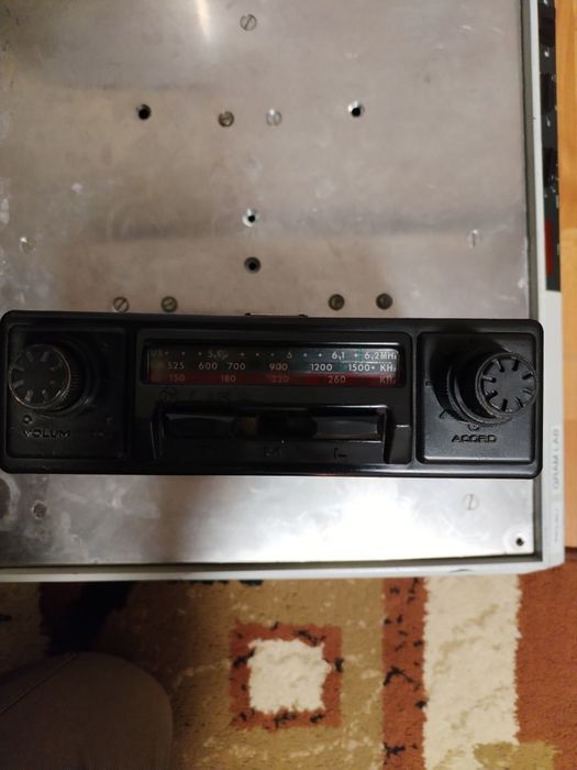 Radio Lira Dacia 1300