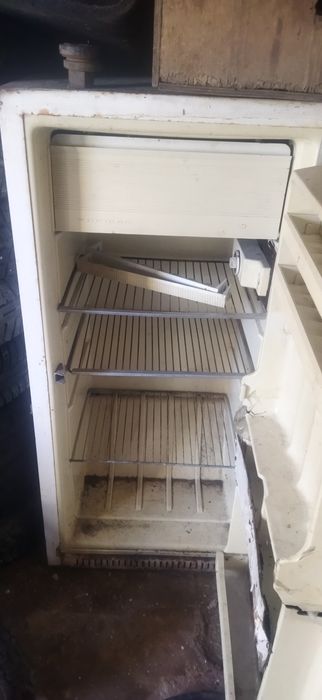 Продам холодильники