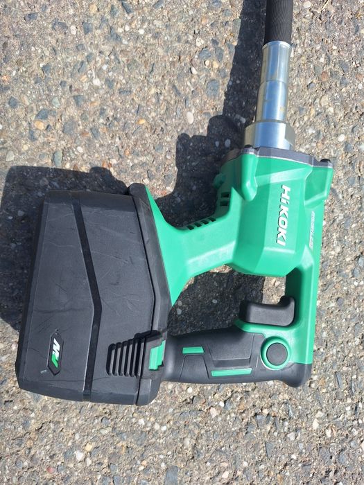 Vibrator HIKOKI nou