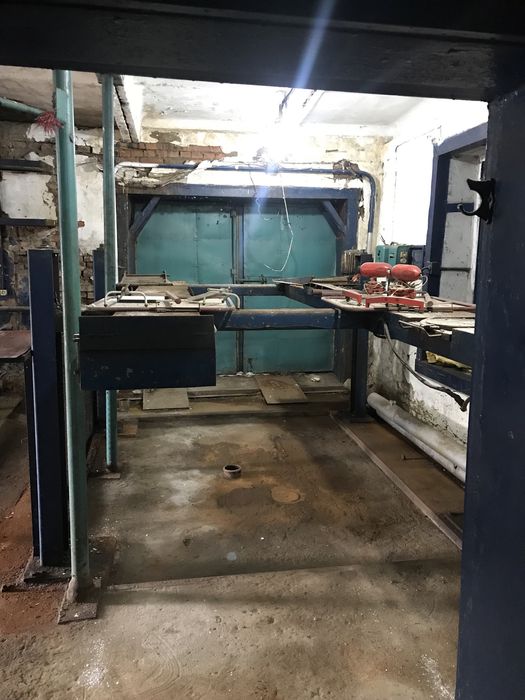 Автоподьемник и стенд развал схождения