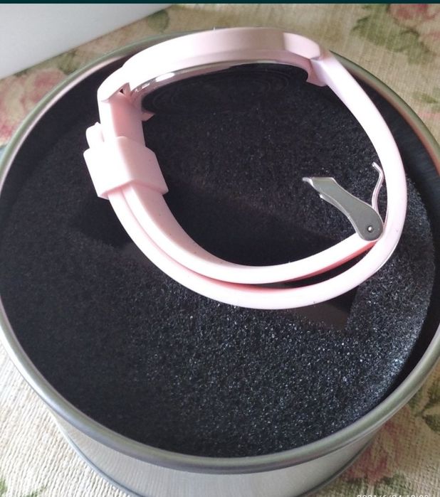 Часы от Мэри Кей