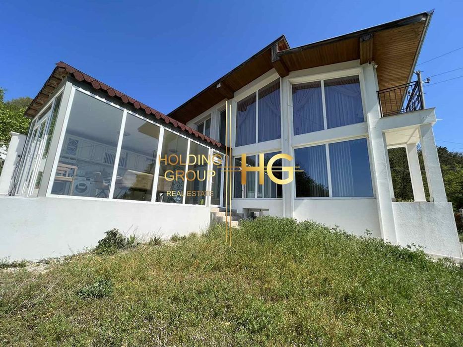 Продава се Къща в Варна, м-т Траката - 200 кв.м за 2300 €/кв.м - Снимка #3