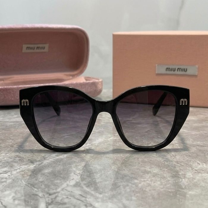 Слънчеви очила Miu Miu 0576