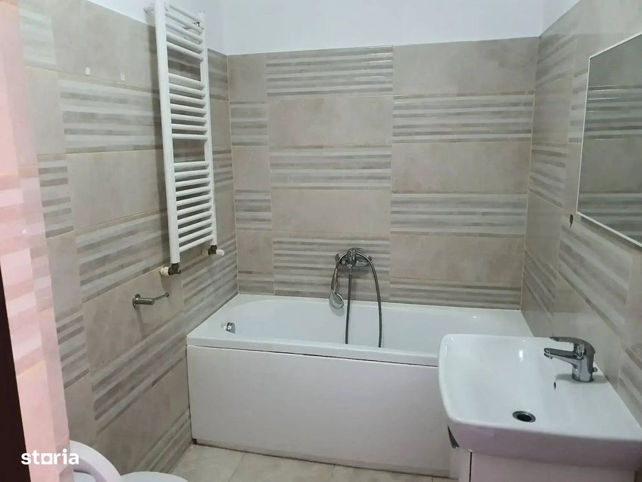 Apartament 3 camere Metrou 1 Decembrie loc parcare inclus in pret