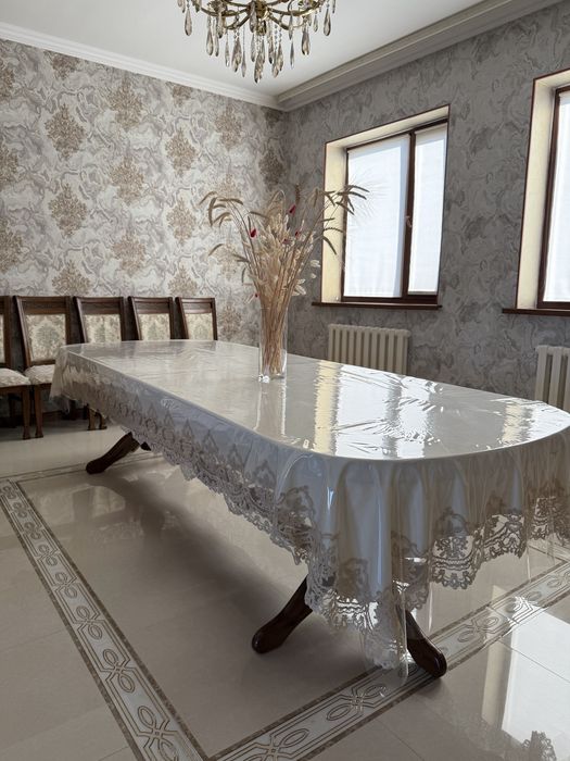 Продам стол со стульями 12 шт.