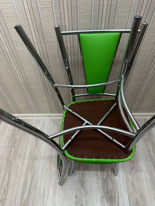 Стулья кухонные комплект